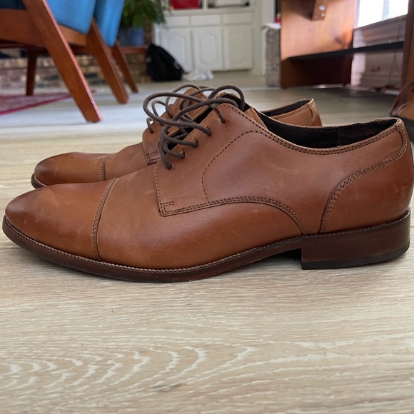 COLE HAAN CAP TOE OXFORD size:9M color: British Tan - Picture 8 of 9